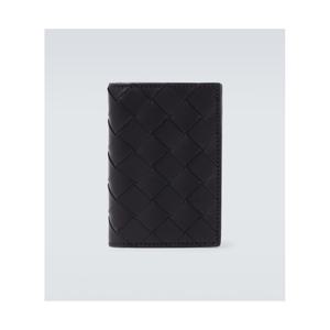 보테가베네타 인트레치아토 레더 지갑 P01110313