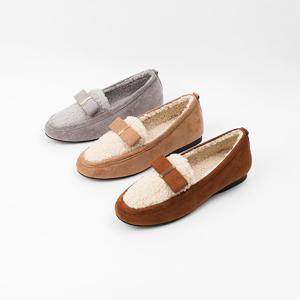 [신난다슈]여성 털 로퍼 단화 1cm 여자 리본 모카신 플랫 슈즈 뽀글이 스웨이드 GDR253043