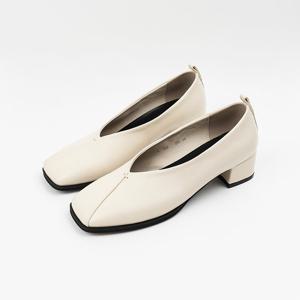 [신난다슈] 여성 구두 펌프스 힐 4cm 여자 로퍼 힐 사각코 발편한 통굽 미들힐 NF265508 아이보리