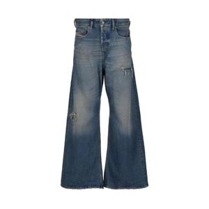 디젤 디스트레스드 와이드 진 A0692609M28