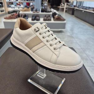 엘칸토 HC11 소가죽 남성스니커즈 W7V8U41H339