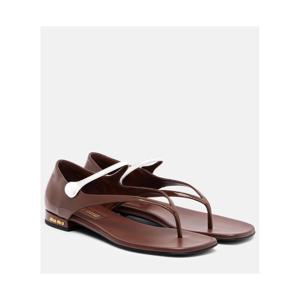 미우미우 레더 통 샌들 P01039792