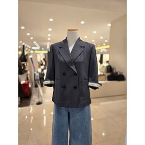 [에이비에프지]카라넥 더블버튼 소매레터링 7부 자켓AGNA2HJ03E