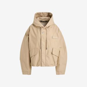 자크뮈스 카라코 크롭 파카 자켓 베이지 여성 241CO058 1517 150