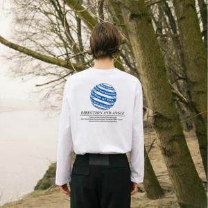 아트박스/이유아이 261EUI DAA PLANET LONG SLEEVE WHITE