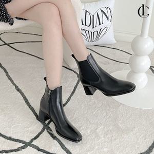 엘케이트 여자 앵클부츠 가죽 힐 첼시 가을 겨울 부츠 SM1636
