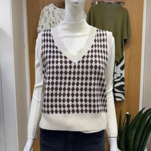 클리지 DP01 브이넥 니트 베스트 조끼 CP8WKV06