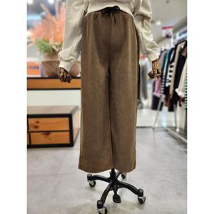 스테파니 세이브존01 포켓 코듀로이 와이드 팬츠 A25PT5701