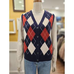 BCBG 세이브존01 트윙클 아가일 패턴 니트 베스트 B5C8K515