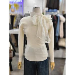 밸리걸 세이브존01 쉬폰 리본넥 슬림핏 긴팔 니트 619220