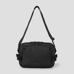 [빈폴] 디노 매트 가로메신저 - 블랙 BE62D2M135