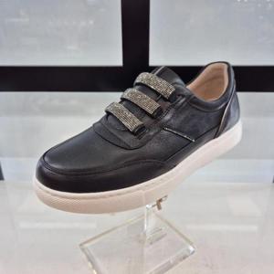 엘칸토 HC11 양가죽 여성 스니커즈 P1W0U5Y1319