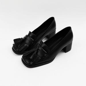 [신난다슈] 여성 구두 펌프스 힐 5cm 여지 태슬 로퍼 힐 발편한 통굽 미들힐 BA263018 블랙