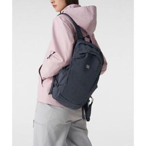 코오롱스포츠 KOLON SPORT 남녀공용 경량 에브리데이 백팩 10L QEBXX26413DGY 329235