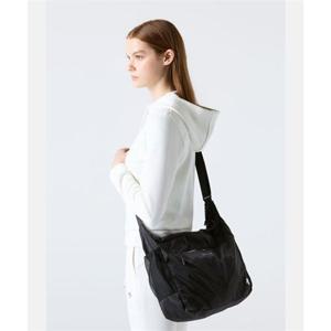 데상트 에어리 트래블 크로스백 블랙 SR123UBG1X SR123UBG1X_BLK0 322232