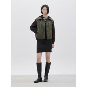 카라 디테처블 리버시블 패딩 베스트 Z261PSG802