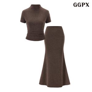 GGPX 무지 슬림핏 반하이넥 반팔 니트 롱 스커트 셋업 (GQBOW014D)