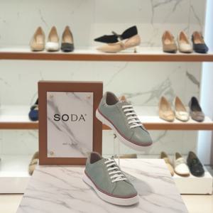 신상 남성 쎄미 캐쥬얼 스니커즈 AGM207JT88