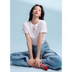 [백화점][게스]공용 라운드넥 미니 삼각로고 반팔티(MQ2K6451)