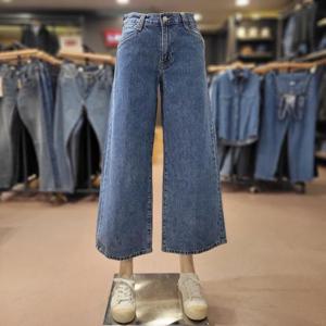 리바이스 여성 미드라이즈 94 와이드핏 진 A5929-0002