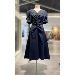 [올리브데올리브] OW5MO424 볼륨소매 뒷리본 셔링 롱원피스