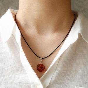 바이데이지 호박 원석 레더 코드 목걸이 Bn0568