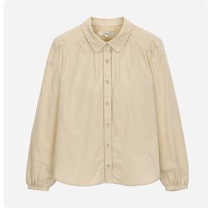 [써스데이아일랜드](T256MBL134W)플라워자수 셔츠형 블라우스