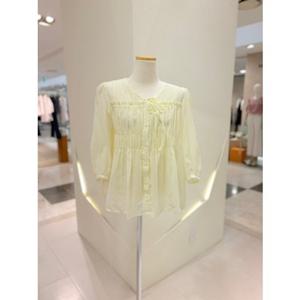 [SOUP] 7부 소매 가슴셔링 블라우스 (SB8LS81)