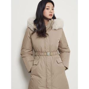 [빈폴레이디스] 퍼 후드 롱기장 다운 점퍼  베이지 (BF5Y38C05A)