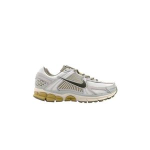 Nike나이키 줌 보메로 5 라이트 본 앤 팬텀 FV0397-001