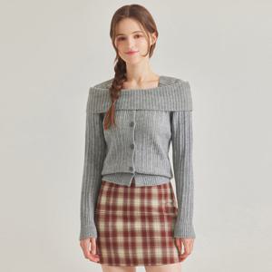 [포커스]반오프 숄더 립단추 니트 PBBF5W1KT2111