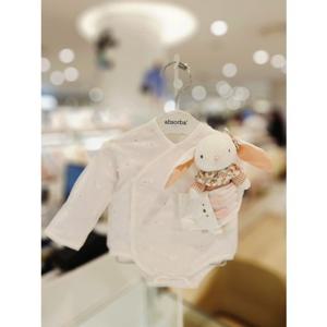 [압소바 의류] 도도 모달 배냇슈트 딸랑이인형세트 26년여름신상 (A14B10107)