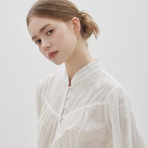 [씨씨콜렉트] 프릴 밴드넥 블라우스_C262MSC035