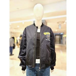 [르니앤맥코이]등판 레터링 자수 소매셔링 집업 점퍼 MN03JP008HJY