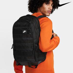 나이키 백팩 RPM 데일리 학생 직장인가방 FD7544-010