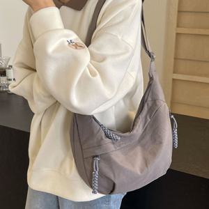 [디어백] 매듭 지퍼 라운드 숄더 크로스백 CH0562Y