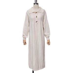 [포커스]카라 꽈배기 배색 니트원피스 (FW4J3OP3172)