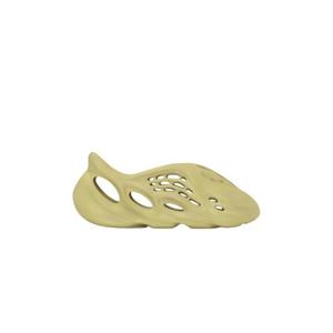 Adidas아디다스 이지 폼 러너 설퍼 GV6775