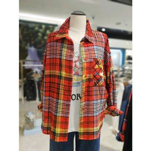 베네통 포켓자수 체크 블라우스 BABL12441