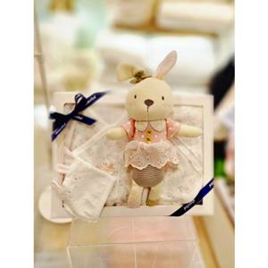 [압소바] 꽃토끼뱀부배냇슈트 속싸개 인형 3종세트 26년봄신상 (A1A10120E) A1A10120