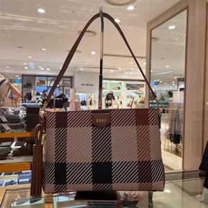 닥스 ACC [GREAT H우즈 CHECK PVC] 브라운 빅하우스체크 숄더백 DCBA2F686W2 389683