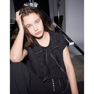 [올리비아로렌]메쉬 패치 베스트_VVCQC5M3481