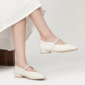 [26SS신상][허시파피] 여성 소가죽 에나멜 메리제인 플랫슈즈 - 3FS4009/4010