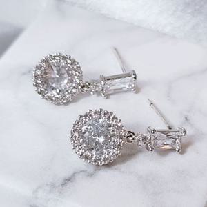 럭셔리 스퀴어 꽃 플래쉬 귀걸이