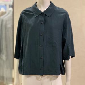 [벨리시앙]린넨 블렌드 절개 블라우스(2color) BL3201