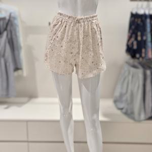 [바바라] 번아웃 프린트 물실크 반바지 3부 하프슬립 AHS4613H BG