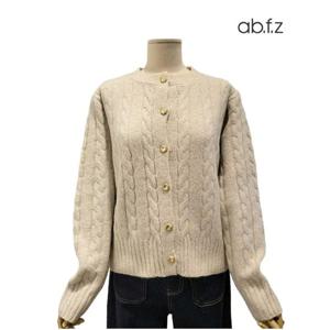 [에이비에프지]골드 단추 포인트 꽈베기 울 긴팔 니트 가디건 APA1HY50A