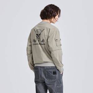 챌린저 남성 트랜스포머 소매 스컬프린트 라운드 우븐탑 카키베이지 CHE3MWT5305KB