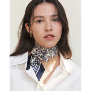 [헤지스ACC][BEST패턴][뜨왈드주이] Toile de Jouy 네이비 쁘띠 실크 HISC6E311N2