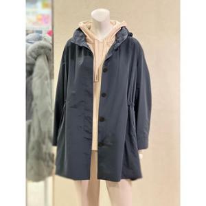 벨리시앙 세이브존01 백 플리츠 히든 후드 트렌치 코트(2color) BY3107